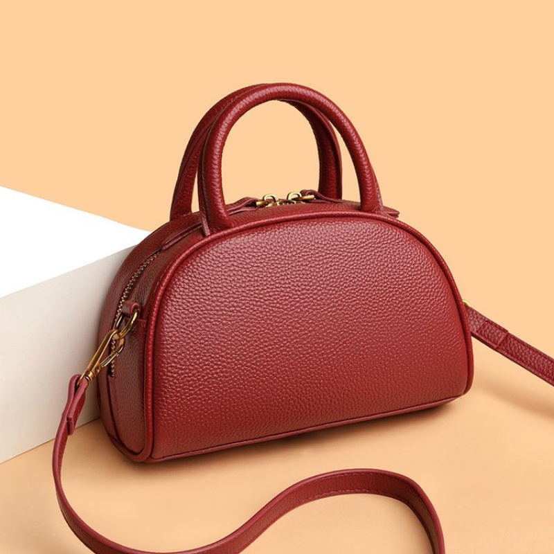 Women Bags For Office Use - 細かい細工とパリのクラシックなディテールを備えた高級女性用ショルダーバッグは、軽量なオフィスでの使用に適しています。 ​