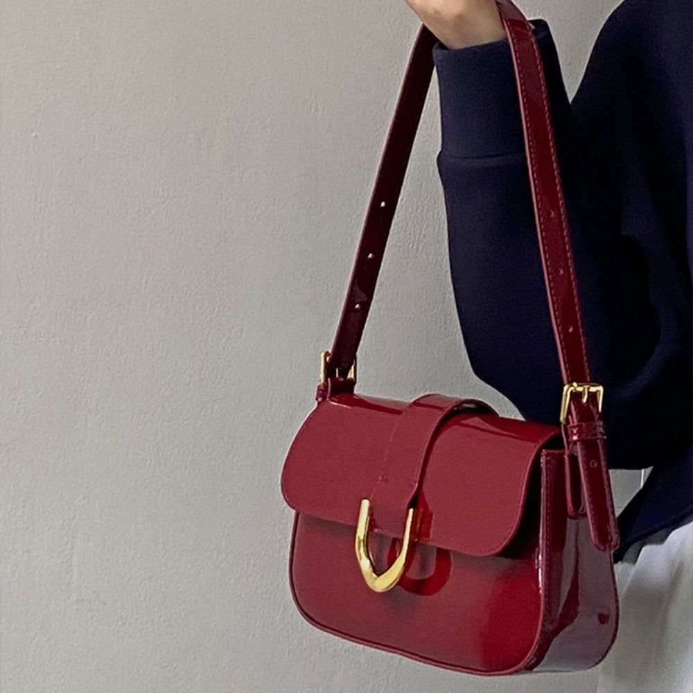 クラシック PU レザーホースシューバックルカジュアルクロス - Women Bags Zara のレビューと価格