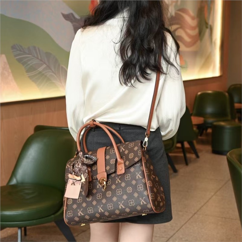 ライト高級ブランドのレディースバッグ 2025 新しいファッ - Women Bags High End Brands のレビューと価格