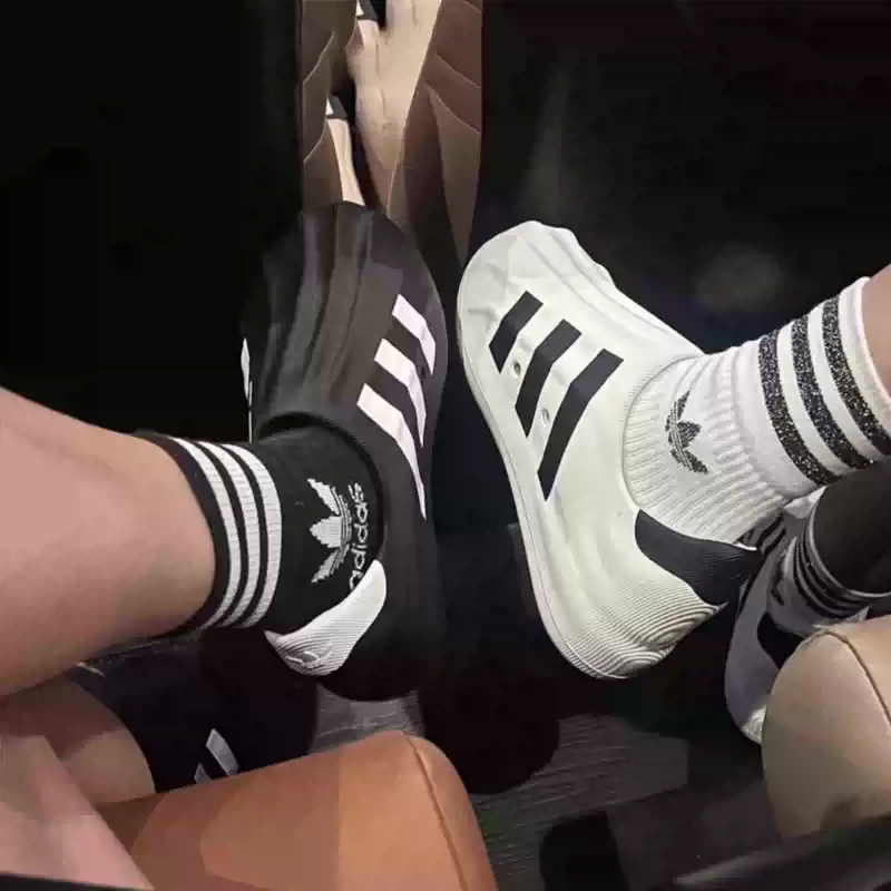 アディダス トリコロール adiFOM SUPERSTAR  - Adidas Shoes Superstar のレビューと価格