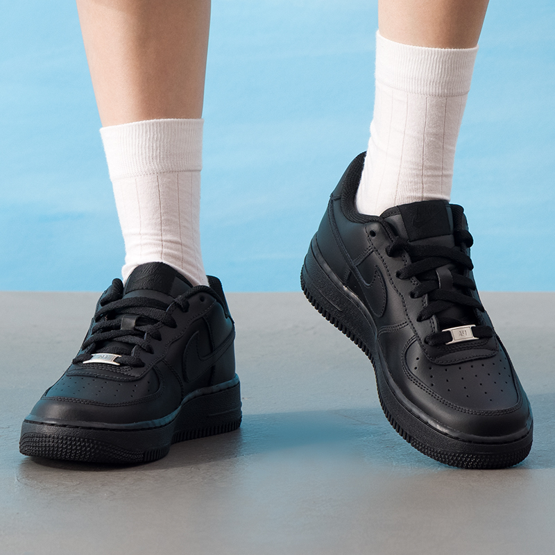ナイキ(Nike) レディースシューズ エア フォース 1  - Nike Shoes Air Force 1 のレビューと価格